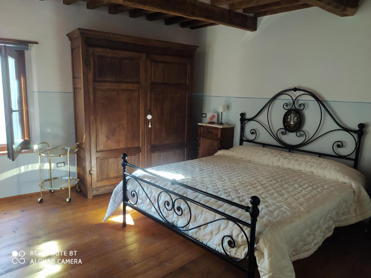 Casa Vacanze Al Colletto - Con Terrazza Panoramica In Centro Storico Vagli di Sotto Eksteriør billede